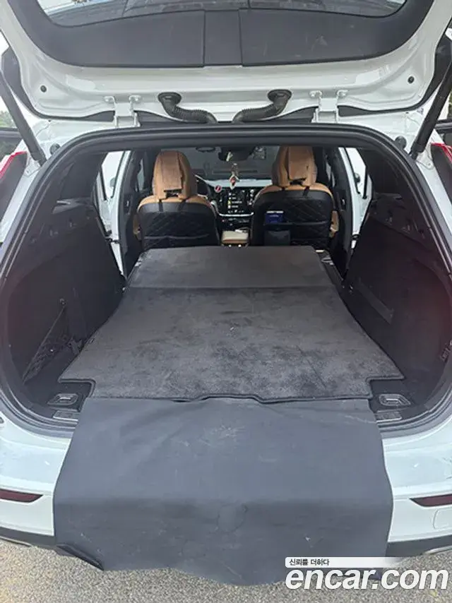 Volvo V60 Cross Country 2020 — Photo 6/20