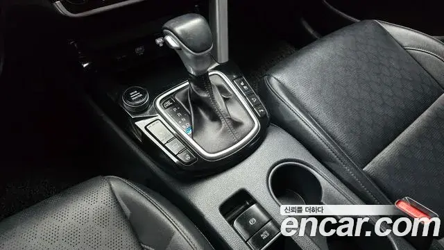 Kia Seltos 2020 — Фото 9/20