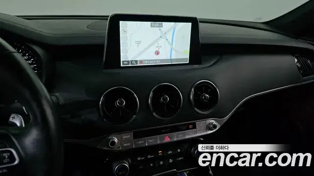 Kia Stinger 2019 — Photo 16/20