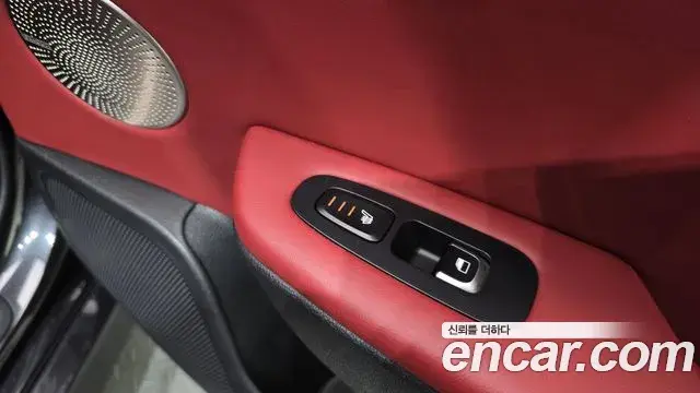 Kia Stinger 2019 — Photo 18/20