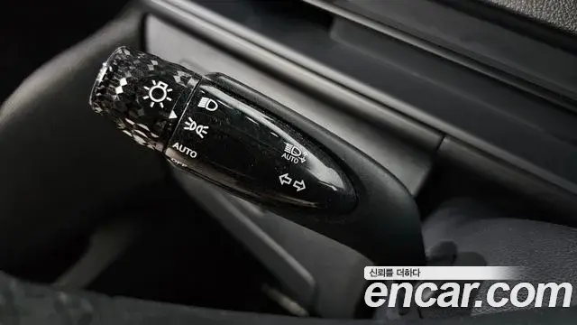 Hyundai Staria 2022 — Фото 19/20