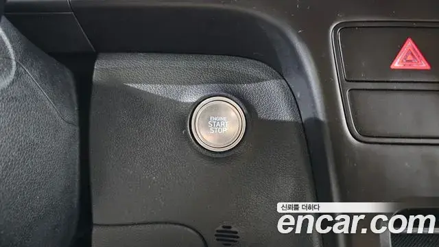 Hyundai Staria 2022 — Фото 20/20