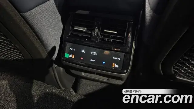 Renault Samsung Grand Koleos 2025 — ფოტო 18/34