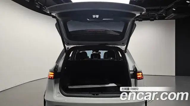 Renault Samsung Grand Koleos 2025 — ფოტო 2/34