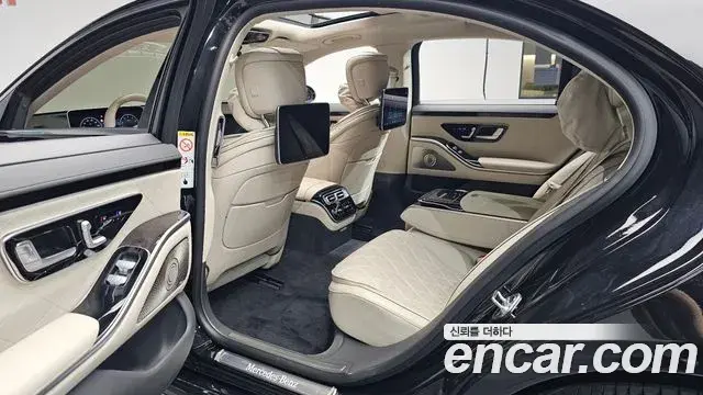 Mercedes-Benz S-Class 2021 — Фото 11/20