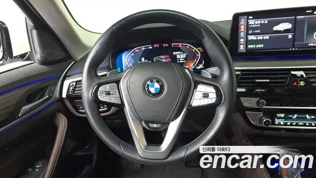 BMW 5 Series 2023 — Фото 13/20