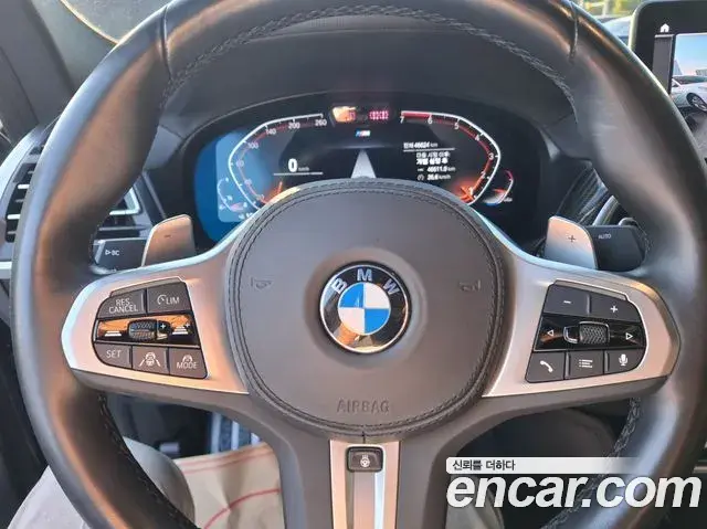 BMW X4 2023 — Photo 12/20