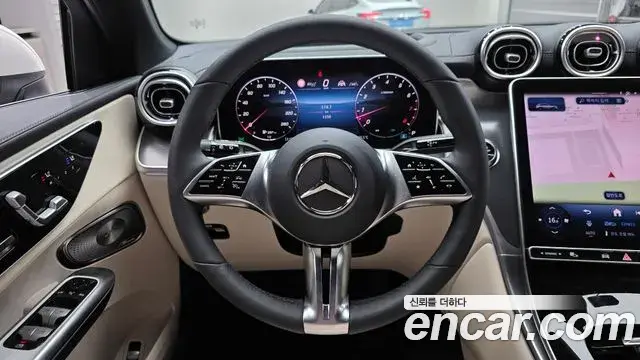 Mercedes-Benz GLC-Class 2026 — Фото 13/20