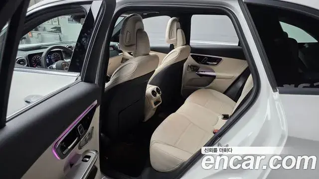 Mercedes-Benz GLC-Class 2026 — Фото 18/20