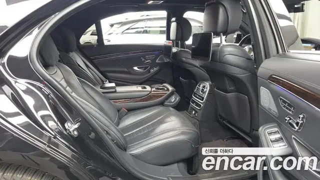 Mercedes-Benz S-Class 2018 — Фото 12/20