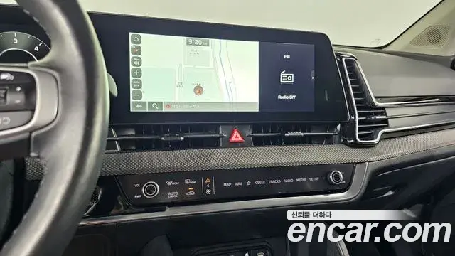 Kia Sportage 2022 — Фото 13/20