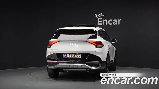 Kia Sportage 2022 — Şəkil 31/36