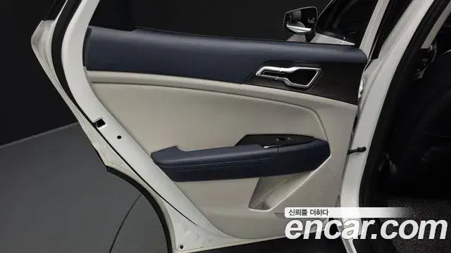 Kia Sportage 2022 — Şəkil 5/36
