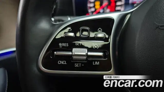 Mercedes-Benz E-Class 2019 — Фото 16/20