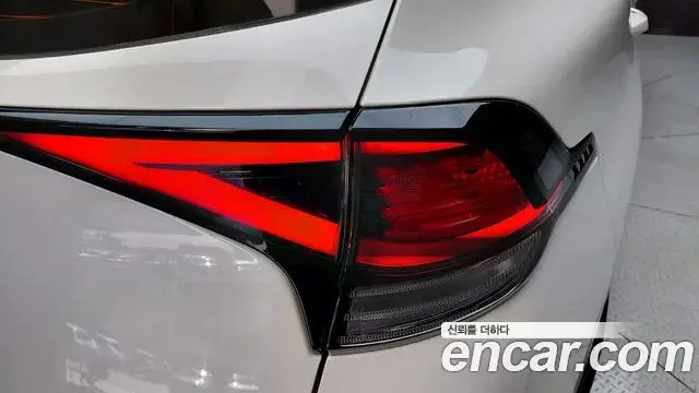 Kia Sportage 2022 — Şəkil 20/32