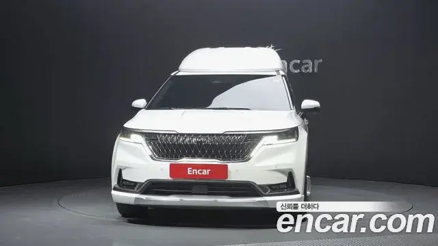 Kia Carnival 2022 — Фото 2/20