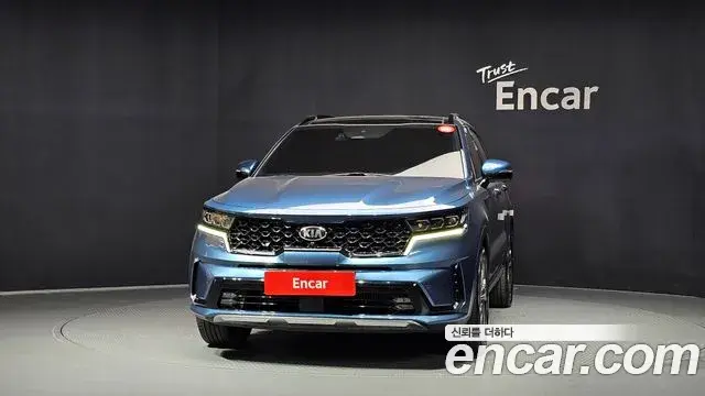 Kia Sorento 2021 — Фото 3/20