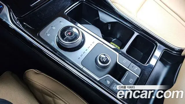 Kia Sorento 2021 — Фото 9/20