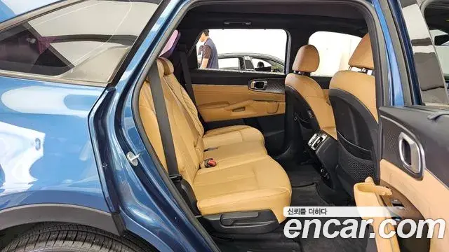 Kia Sorento 2021 — Фото 12/20