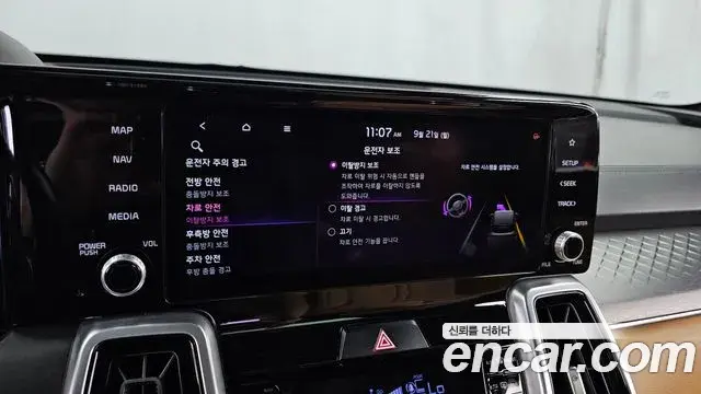 Kia Sorento 2021 — Фото 16/20