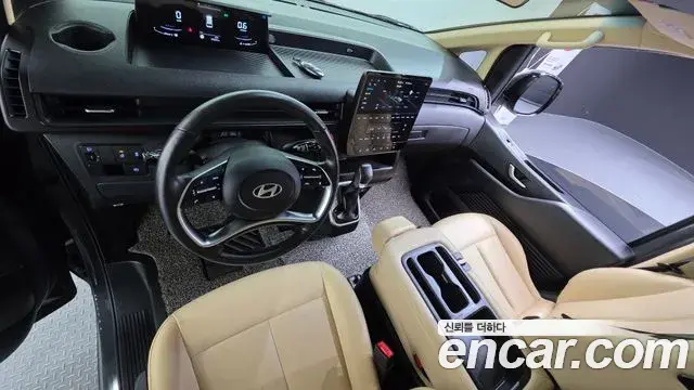 Hyundai Staria 2025 — Фото 7/20