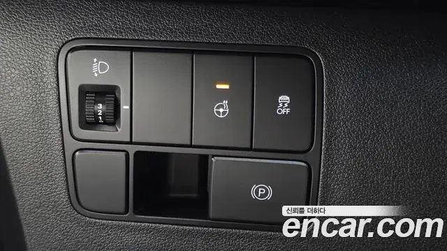 Hyundai Staria 2025 — Фото 19/20
