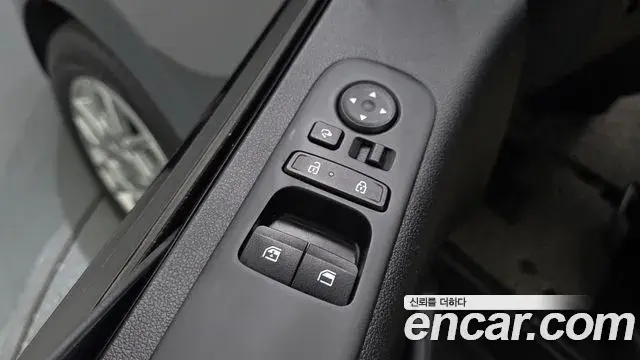 Hyundai Staria 2025 — Фото 20/20
