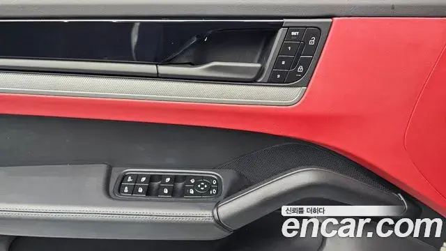 Porsche Cayenne 2024 — Фото 17/20