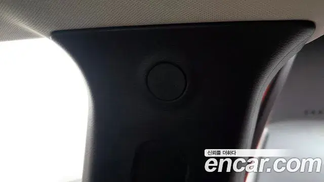 Jeep Renegade 2019 — Фото 20/20