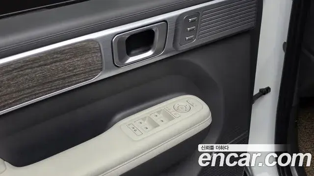 Hyundai Santa Fe 2024 — Фото 19/20