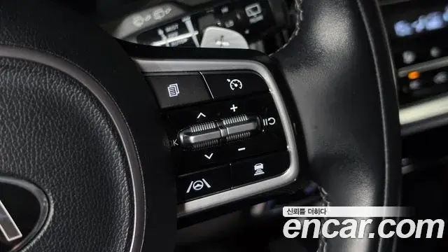 Kia Sorento 2021 — Фото 14/20