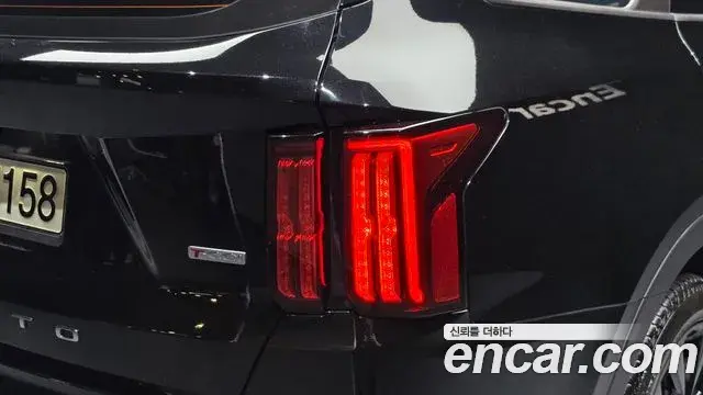 Kia Sorento 2021 — ფოტო 26/36