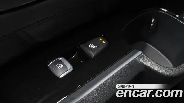 Kia Sorento 2021 — ფოტო 23/36