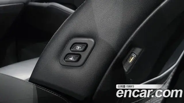 Kia Sorento 2021 — ფოტო 20/36