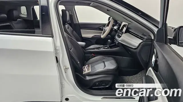 Jeep Compass 2022 — ფოტო 27/39
