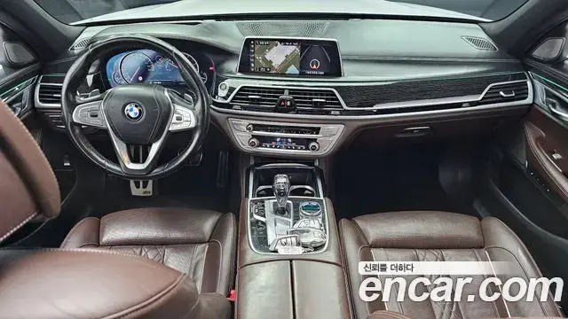 BMW 7 Series 2018 — Фото 7/20