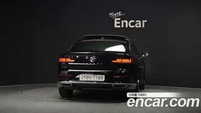 Volkswagen Arteon 2019 — Фото 4/20