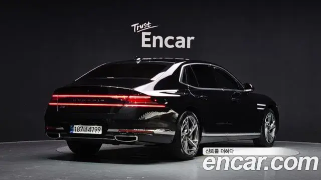 Genesis G90 2022 — Фото 1/20
