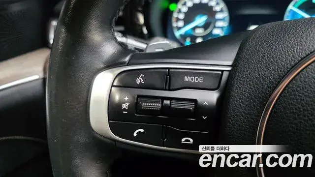 Kia K5 2022 — Şəkil 7/30