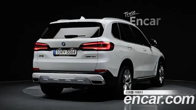 BMW X5 2021 — Фото 2/20