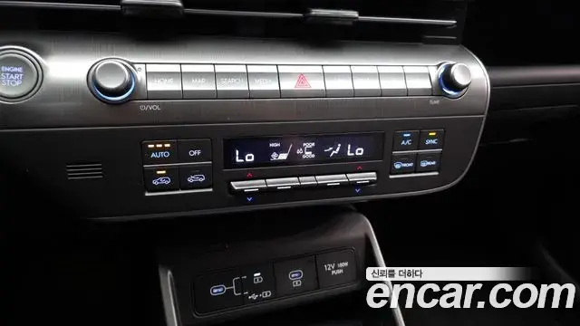 Hyundai Kona 2023 — Фото 17/20