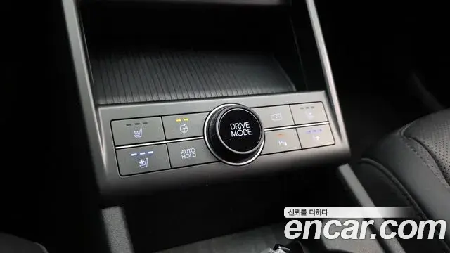 Hyundai Kona 2023 — Фото 18/20