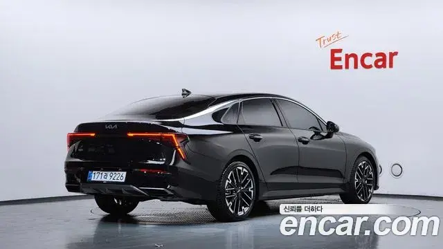 Kia K5 2026 — ფოტო 18/36