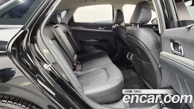 Kia K5 2026 — ფოტო 1/36