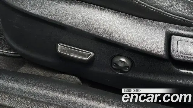 Hyundai Veloster 2018 — Фото 19/20