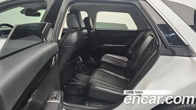 Hyundai Grandeur 2023 — Фото 12/20