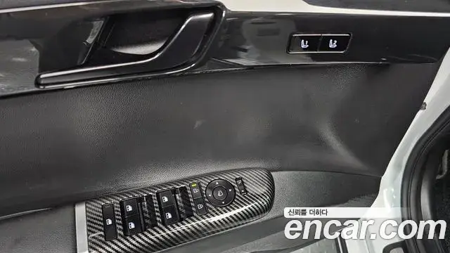 Hyundai Grandeur 2023 — Фото 19/20