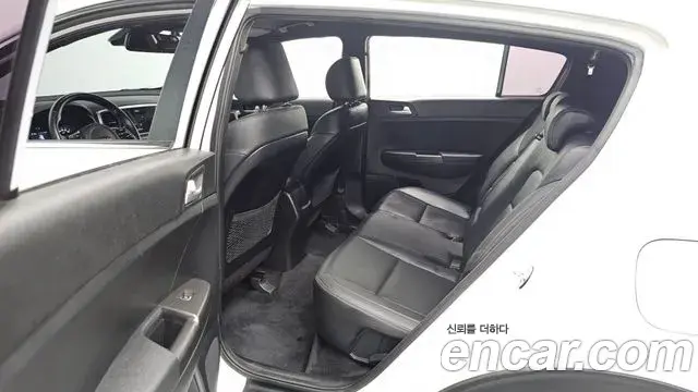 Kia Sportage The Bold 2019 — Фото 12/20