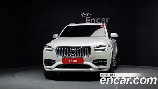 Volvo XC90 2022 — Фото 3/20