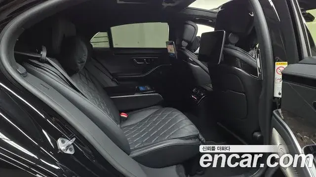 Mercedes-Benz S-Class 2022 — Фото 12/20